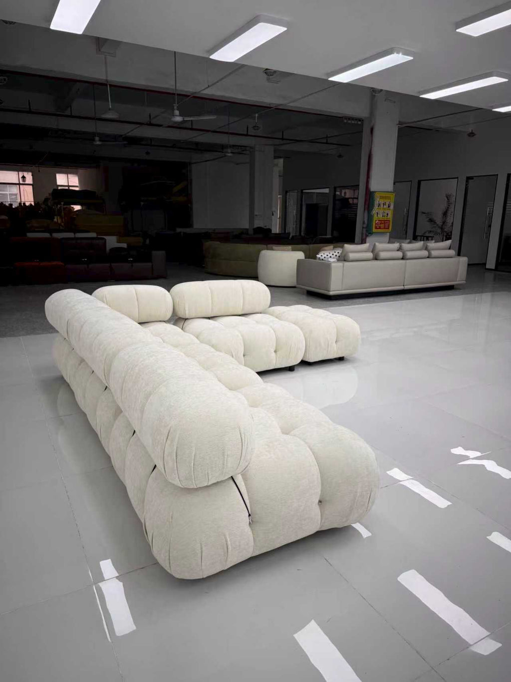 Camaleonda. Bouclé. L-ფორმა.