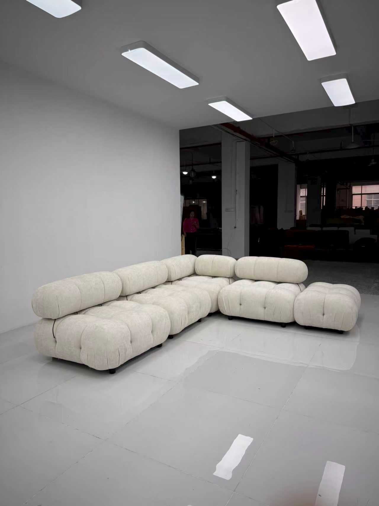 Camaleonda. Bouclé. L-ფორმა.